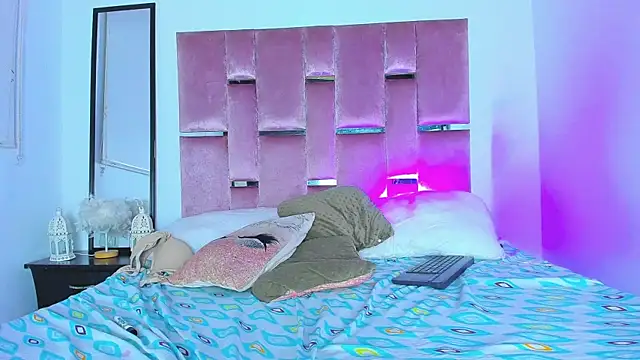 ScarlettFox0's cam snapshot