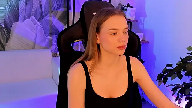 BellaHaadiid's cam snapshot