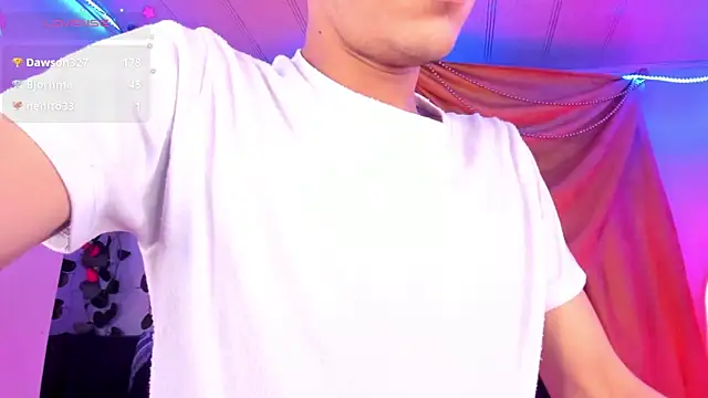 Ethan_Boyy live sex cam
