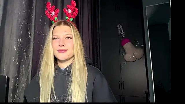 Sora_Wayde's cam snapshot