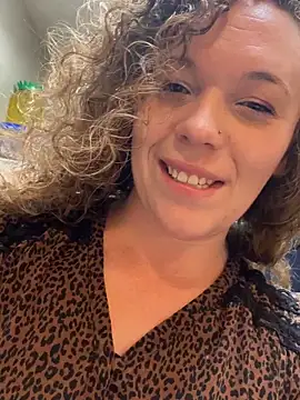 XoMisty live sex cam