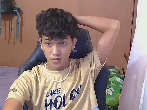 hugekenbigcock live sex cam