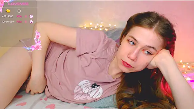 KiraHoney_'s cam snapshot