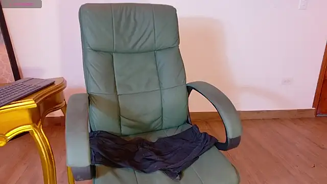 Kristall_06's cam snapshot