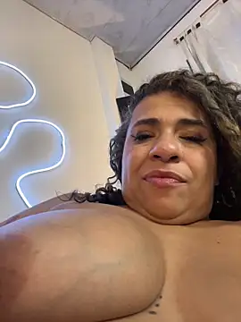 miss_grace_01's cam snapshot