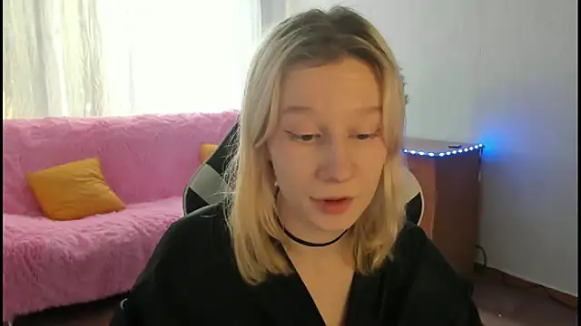 EnigmaSee's cam snapshot