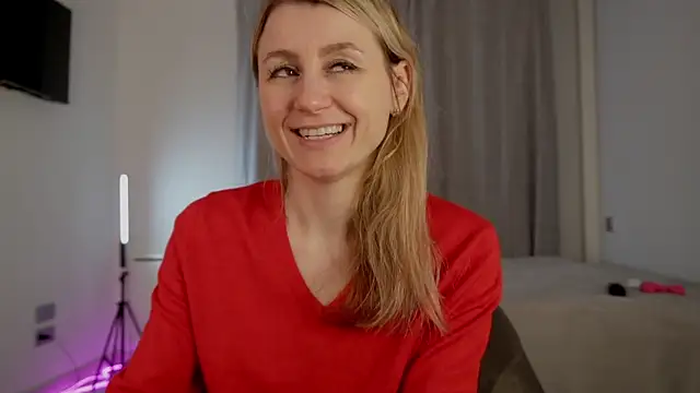 __Milana____'s cam snapshot