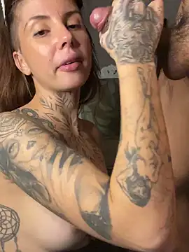 Izy_cute_'s cam snapshot