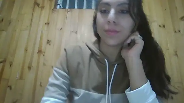 Roselingalvis13's cam snapshot