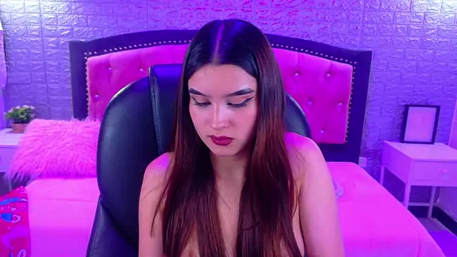 Natalie_loffreda's cam snapshot