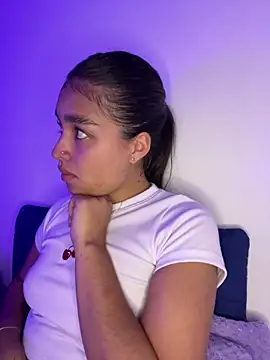 Iam_samanthaaa's cam snapshot