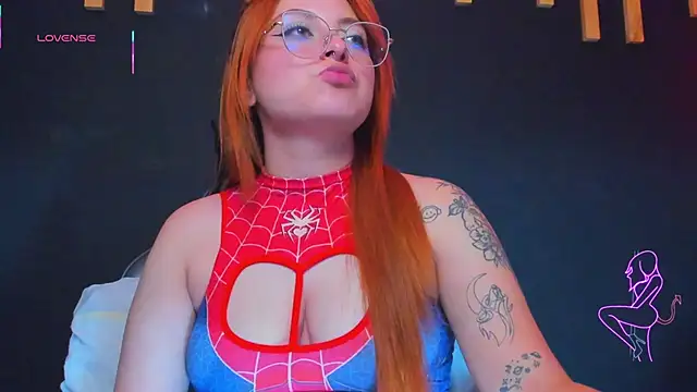 izyzys_baker's cam snapshot