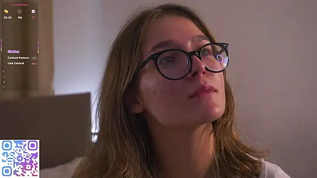 NyraKiss's cam snapshot