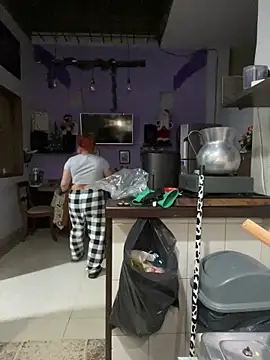 Sophia_Weest99's cam snapshot