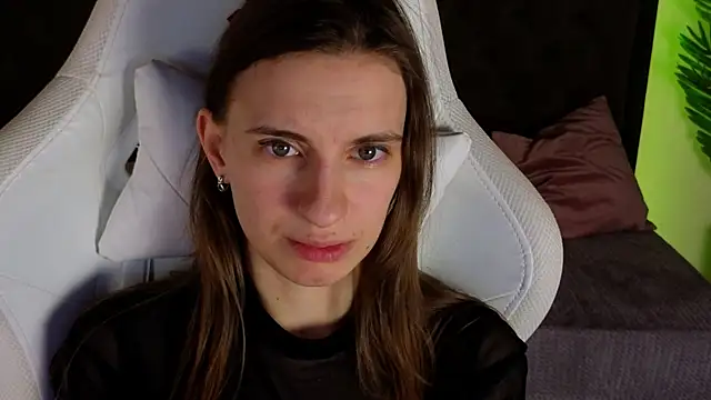 kaleriyaa_'s cam snapshot