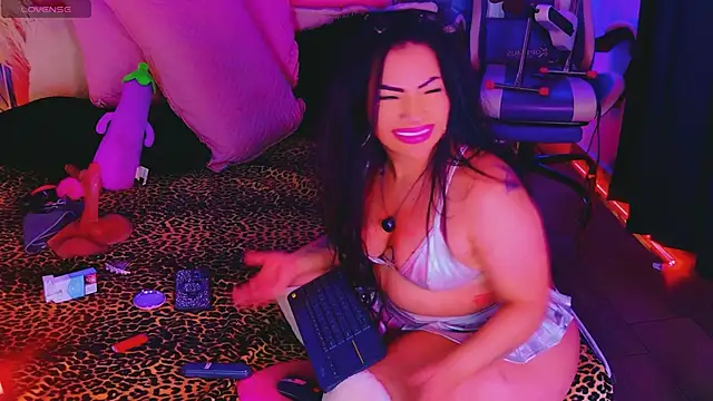 macasweet's cam snapshot