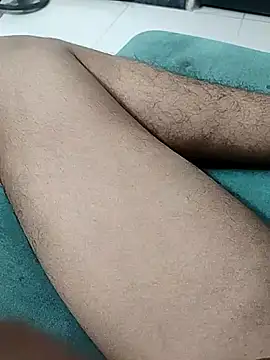 latino-14's cam snapshot