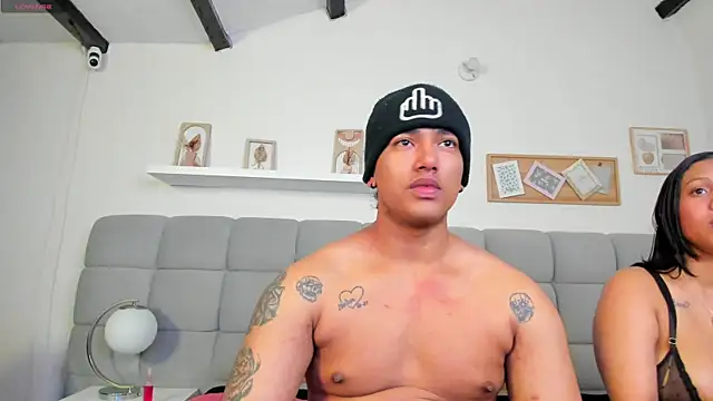 erotic_sins's cam snapshot