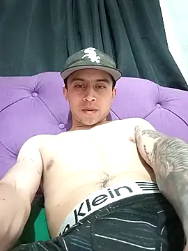 Mich_Stev9524 live sex cam