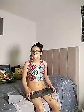 little__ammy's cam snapshot