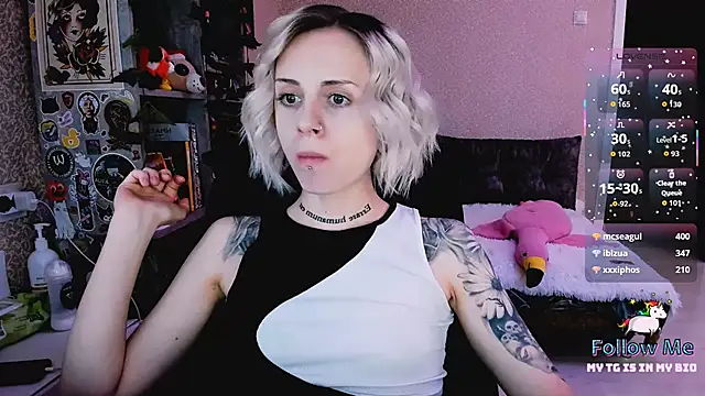 NaniMoore's cam snapshot