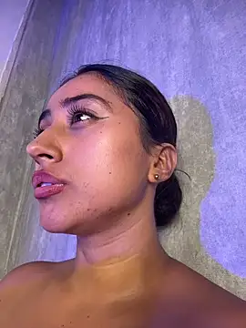 Valentinne_z's cam snapshot