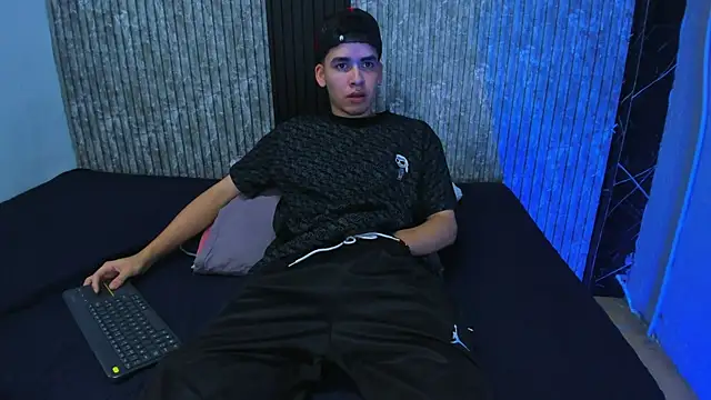 Mike_0233_ live sex cam