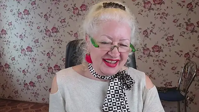 Maya_Mayflower live sex cam