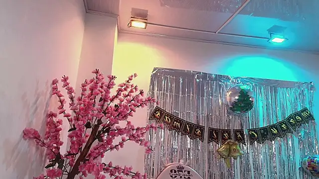 Yeeeiii's cam snapshot