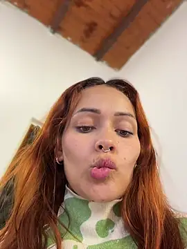 Miss-Abbii live sex cam