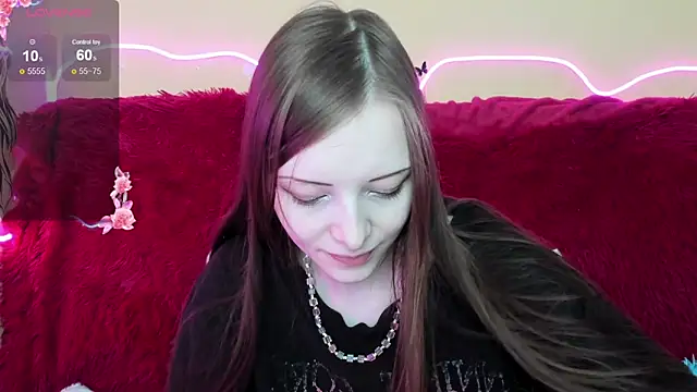 AliceHaris's cam snapshot