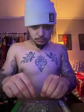 papiVilla23 live sex cam