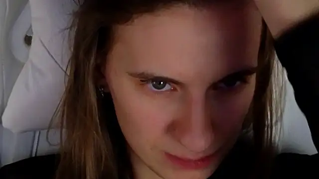 kaleriyaa_'s cam snapshot