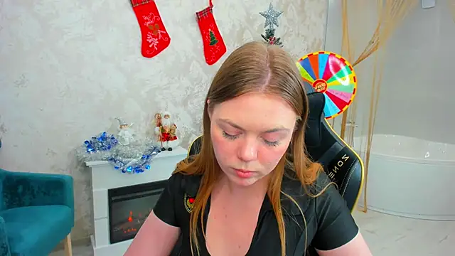 Strawberrye's cam snapshot