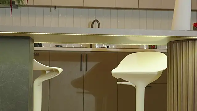 whisper_of_love's cam snapshot