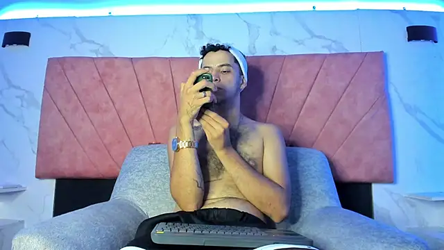 HellAndDante_'s cam snapshot