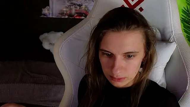 kaleriyaa_'s cam snapshot