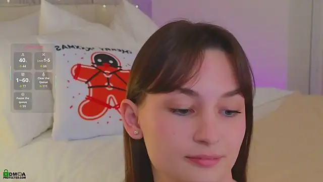 LolaPrise's cam snapshot