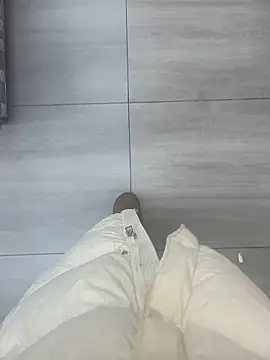 yimisun01's cam snapshot