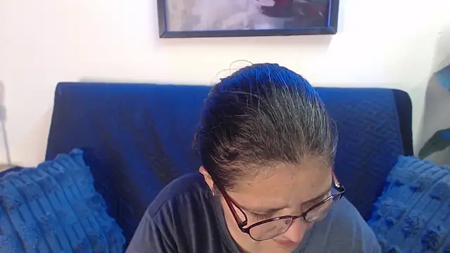 Linda_banks_'s cam snapshot