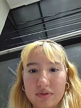 Pinkie_Princes's cam snapshot