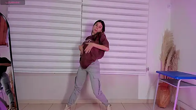 Rachell_criss's cam snapshot