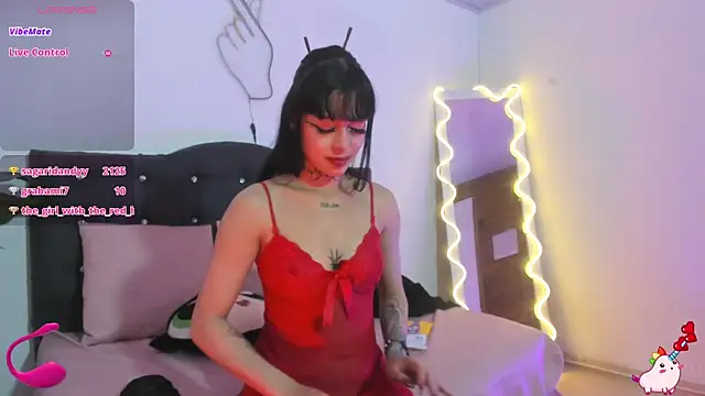 MITZI_TAY1's cam snapshot