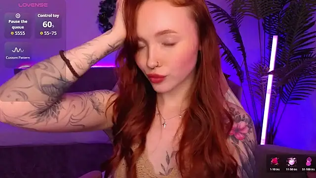 Maya_Light's cam snapshot