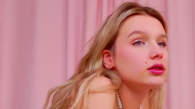 MeowthLilu live sex cam