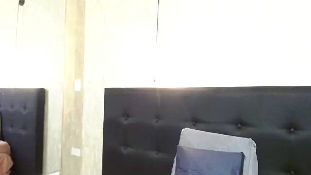 Danielaa_a live sex cam