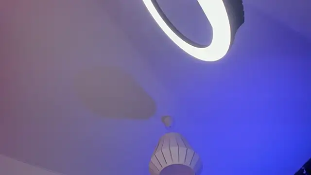 MiaVixxen's cam snapshot