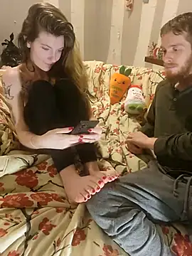 YourFavCanadianMILF's cam snapshot