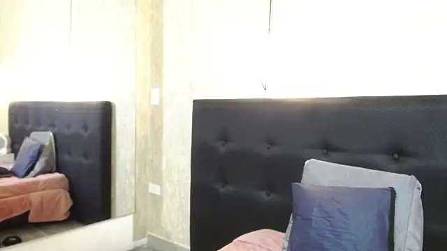 Danielaa_a's cam snapshot