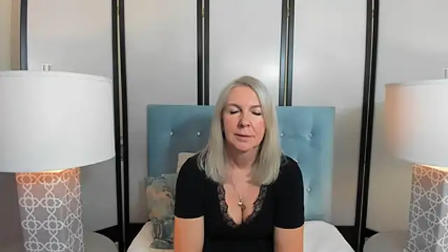 EricaTop's cam snapshot